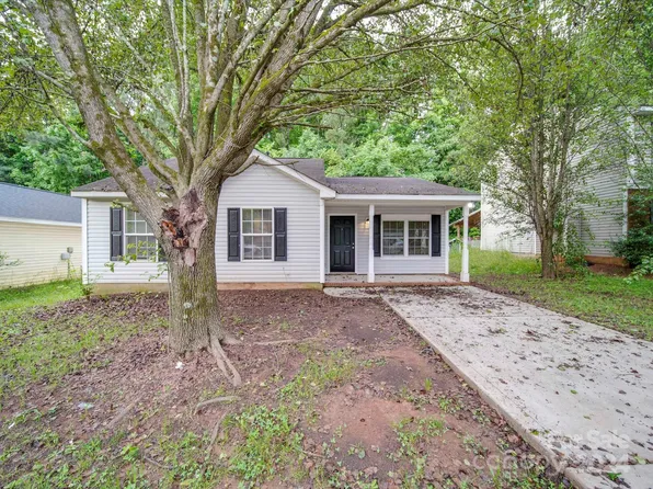 333 Kingville Dr, Charlotte, NC 28213