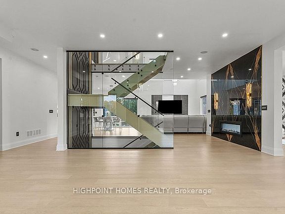 3rd image of 5321 Old Brock Rd