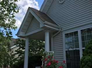 3 Five Bridges Ct, Barnegat, NJ 08005