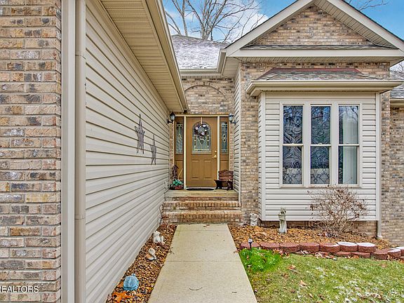 4th image of 279 Forest Hill Dr