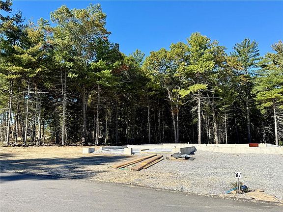 4th image of 87 Sunset Lake Cir