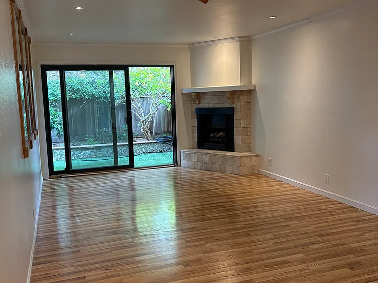 49 Mission Plaza Dr — Photo 6