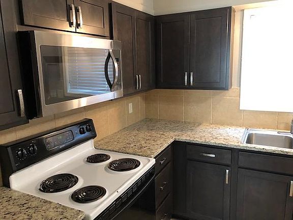 2nd image of 4919 Davenport St APT 1