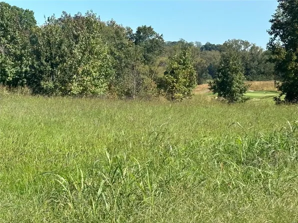 5696 Dalhousie Dr, Cape Girardeau, MO 63701