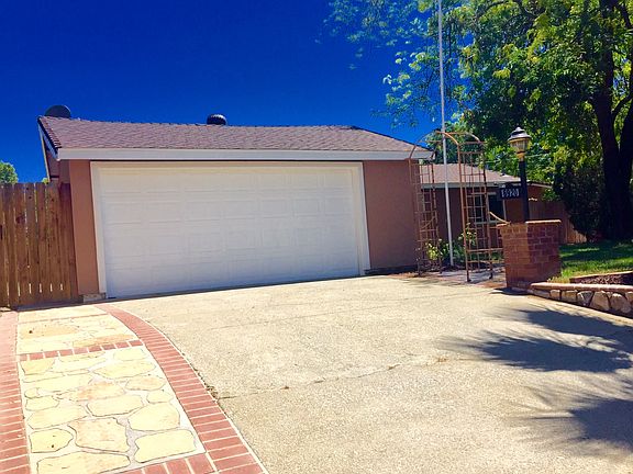 2nd image of 6920 Kermit Ln