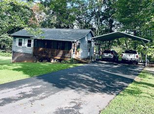 132 Hill St, Sparta, NC 28675
