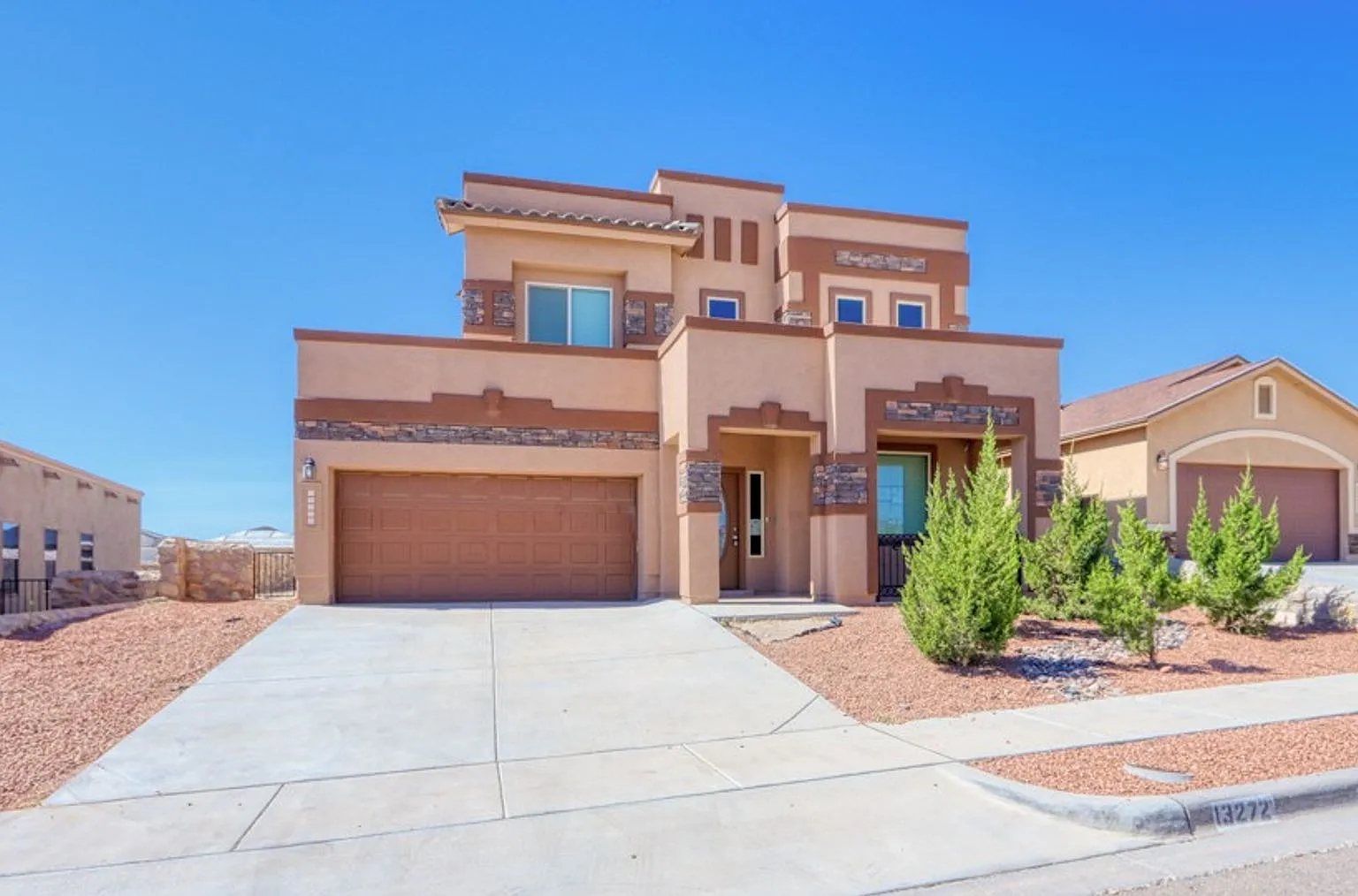 Five-Bedroom Rental Home in Emerald Park!! — Photo 2