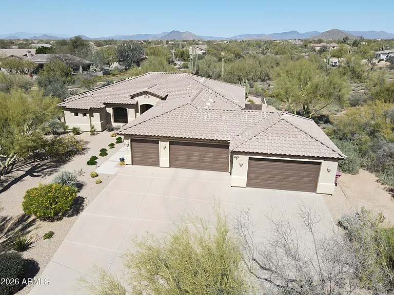 7592 E Monterra Way — Photo 2