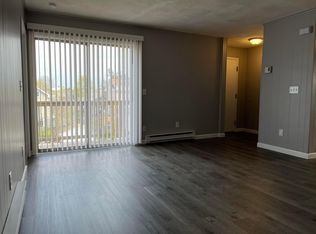 44 Daniel Ave APT 2, Providence, RI 02909