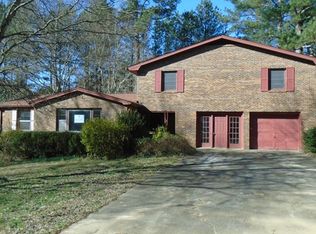 33 Clearwater Rd, Sharpsburg, GA 30277