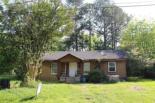 1st image of 376 W Elm St
