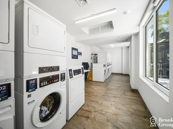 2258 Fulton Street image 17 of 24