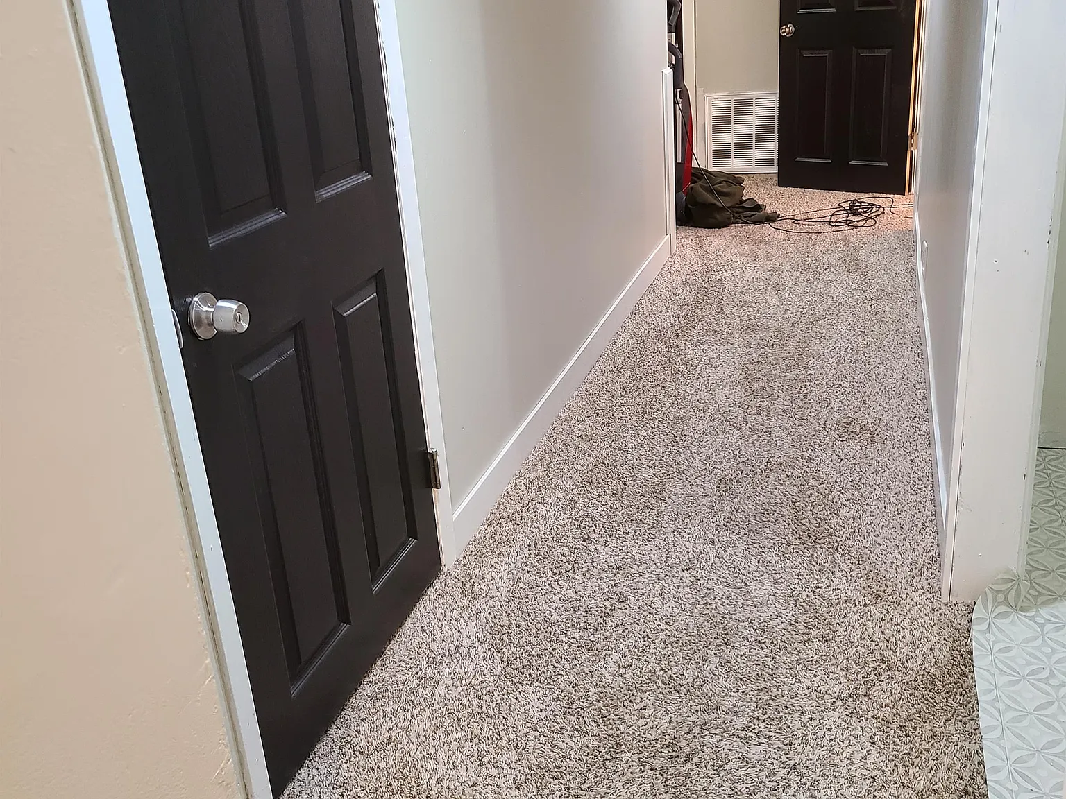 1804 Southlawn Drive - B — Photo 3
