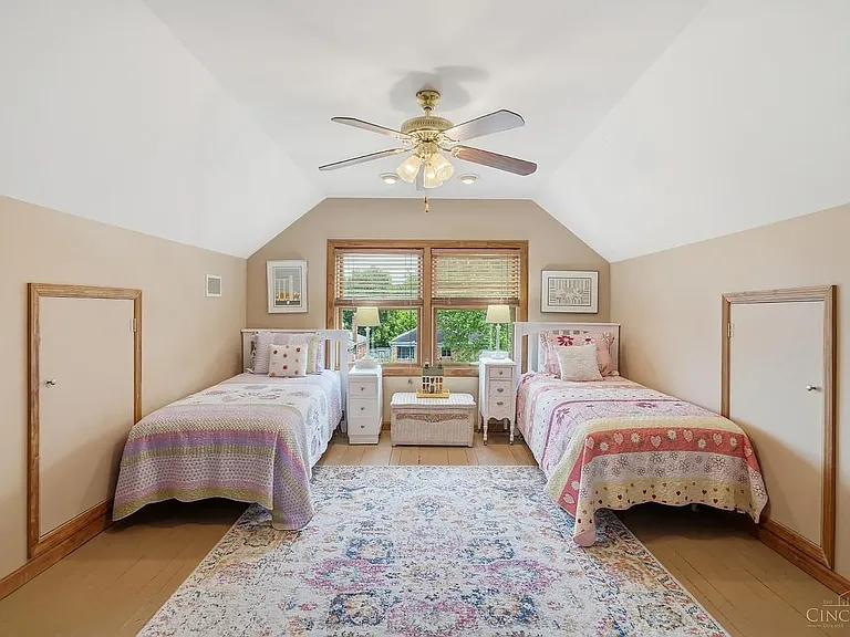 3647 Paxton Ave — Photo 15