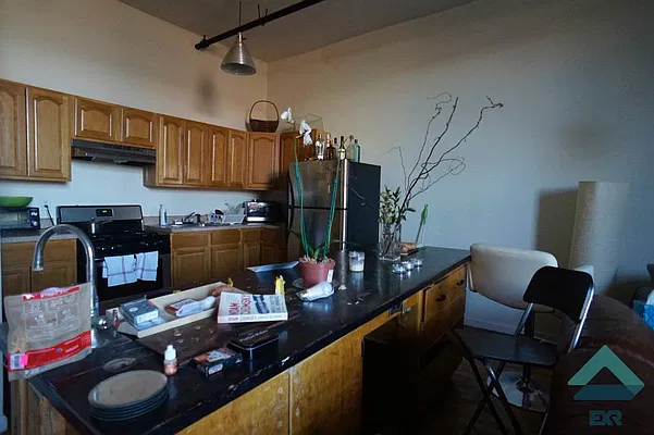 Rented by EXR | media 6