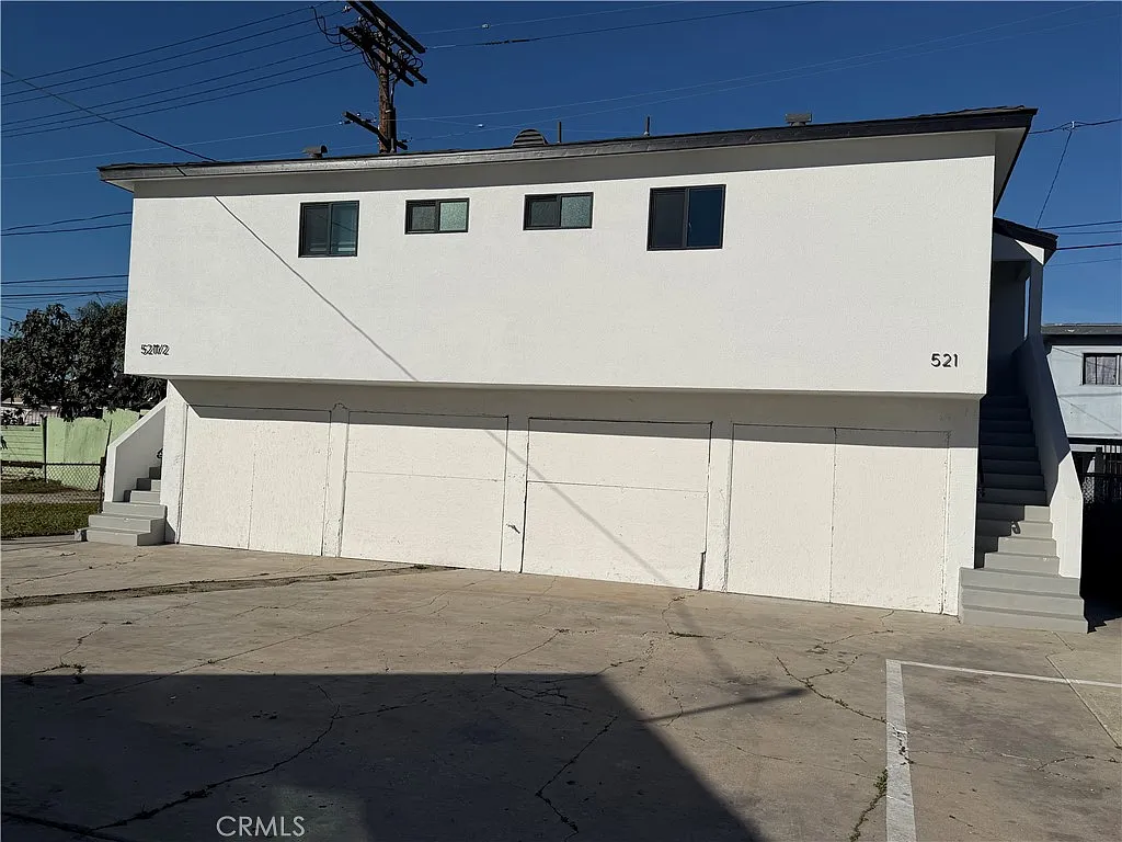 Building Photo - 521 W 78th St