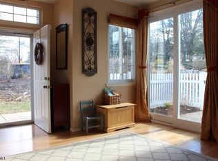 2 Evans Ct, Bedminster, NJ 07921