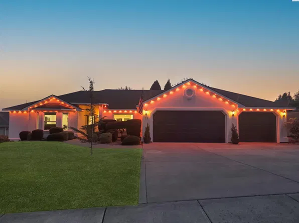 227 Bear Dr, Richland, WA 99352