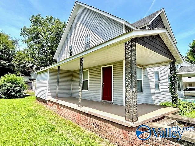 2 bed, 1.0 bath, 1236 sqft, $1,200 — Photo 1