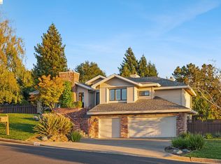 1920 Joseph Dr, Moraga, CA 94556