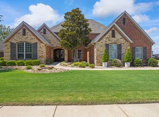 4700 SW Newcastle Rd, Bentonville, AR 72713