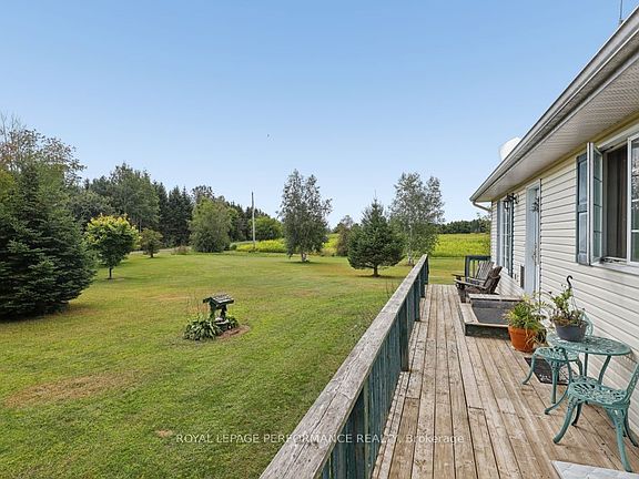 5th image of 10607 Pleasant Valley Rd