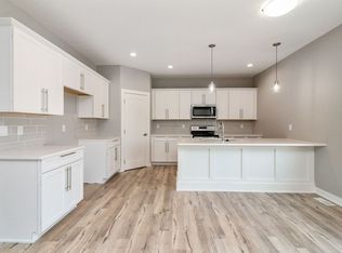 1124 NE 19th St, Grimes, IA 50111