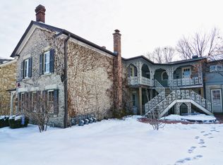 402 Campbell St UNIT 250, Geneva, IL 60134