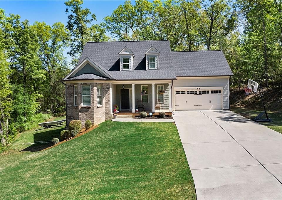 1st image of 46 Blandwood Dr