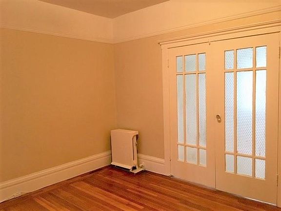 4th image of 845 Hyde St APT 1