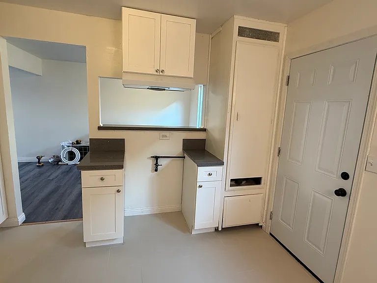 2529 1/4 N Adelia Ave #1/4 — Photo 1