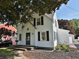 96 Doris Rd, Rochester, NY 14622