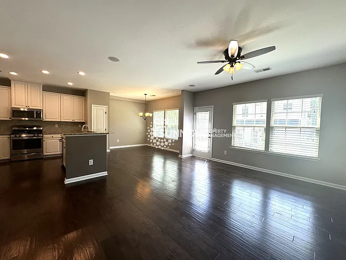 2442 Alyssa Ln — Photo 7