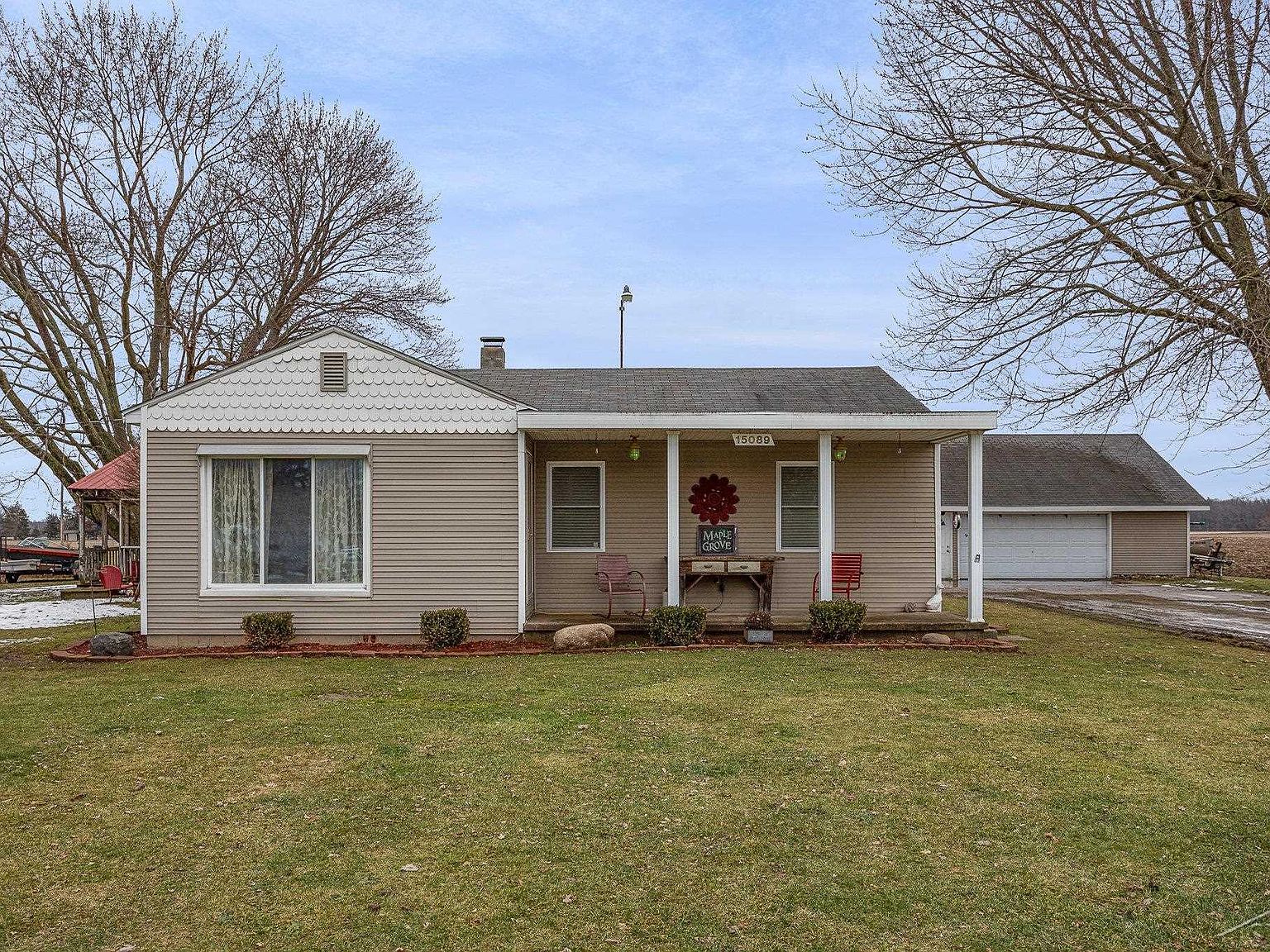 15089 Briggs Rd, Chesaning, MI 48616 | Zillow