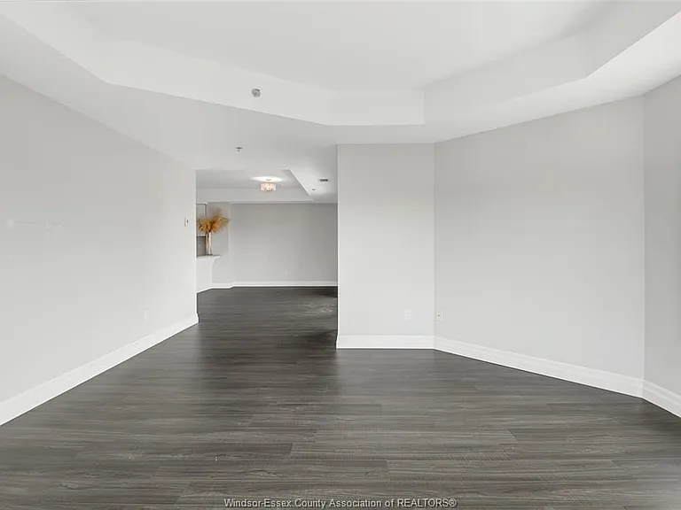 6 Park St #501 — Photo 8