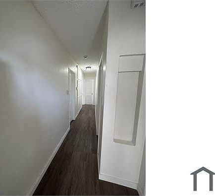 3rd image of 1029 W 84th St