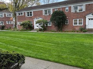 20 North St APT 1-2, Stamford, CT 06902
