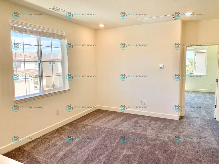 1127 Winter Hawk Way — Photo 25
