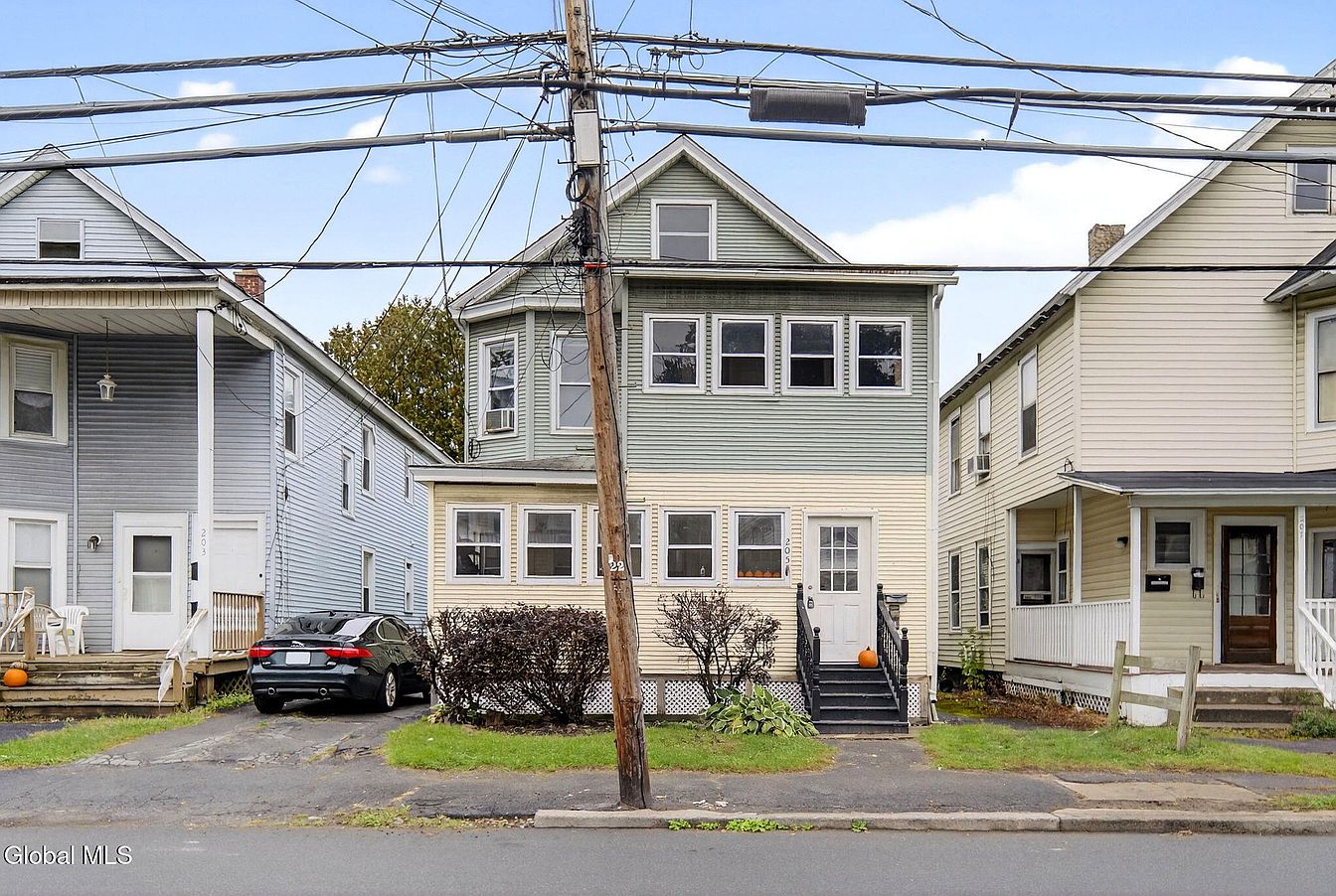 1st image of 205 Vley Road