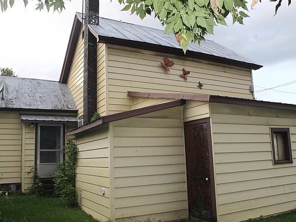 2nd image of 913 Caroline St