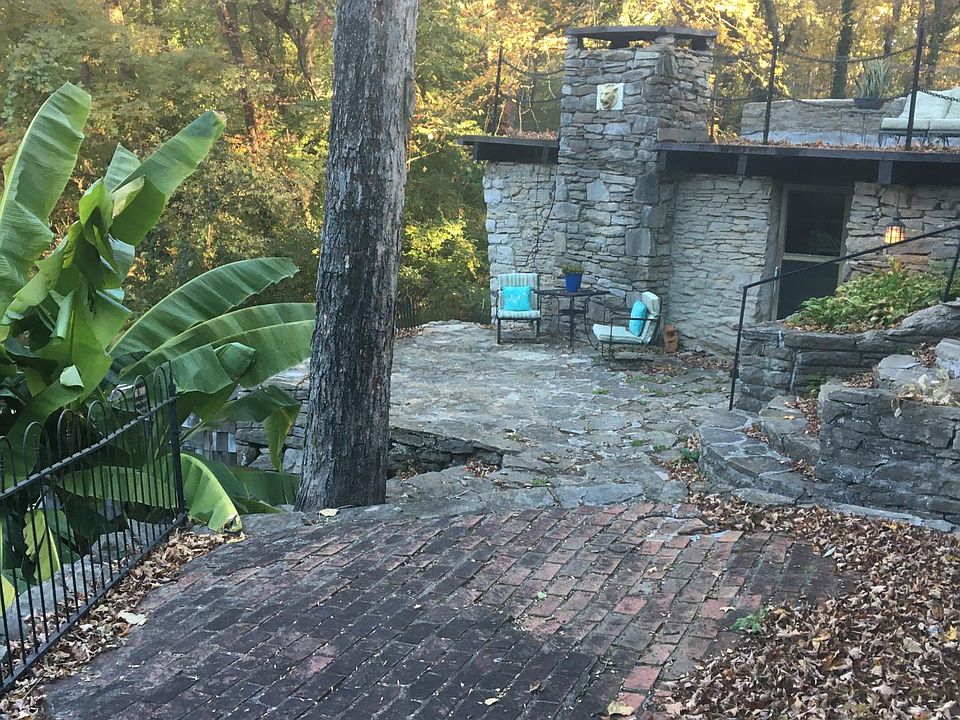 Front view and entrance