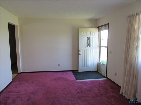 5th image of 301 Woodlawn Ave