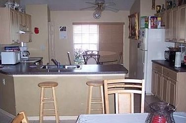 3rd image of 2825 SW Fluvia St