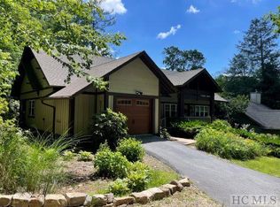 49 Chestnut Hill Dr, Highlands, NC 28741