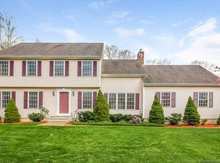 294 County Rd, Madison, CT 06443