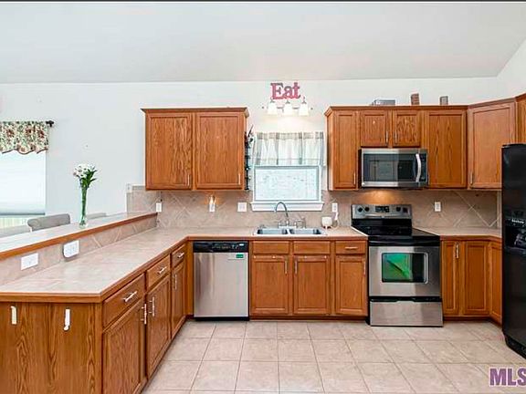4th image of 41229 Aspen Dr