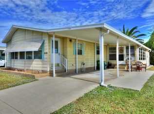 933 Oleander Cir, Barefoot Bay, FL 32976