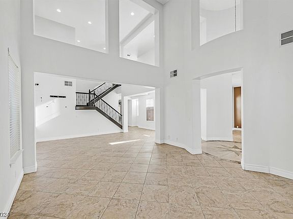 4th image of 10616 Trengrove Pl