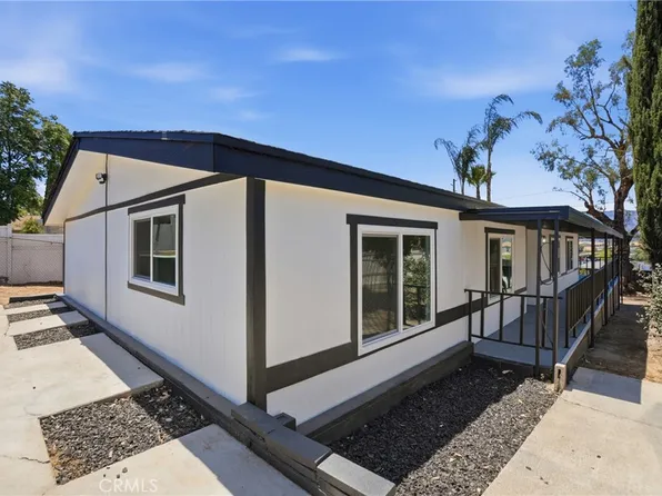 32551 Crescent Ave, Lake Elsinore, CA 92530