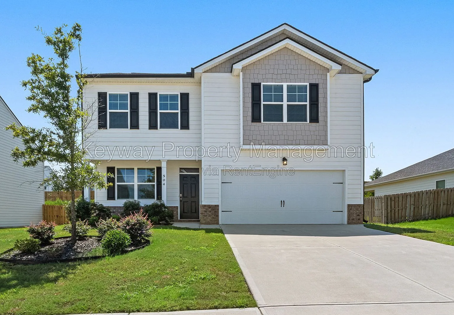 4 bed, 2.5 bath, 2175 sqft, $2,350 — Photo 1